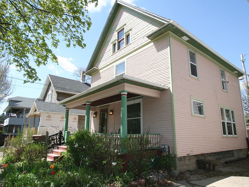 1st image of 514 W Hillsdale St