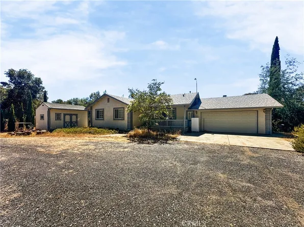 866 W Sandra Ln, Oroville, CA 95966
