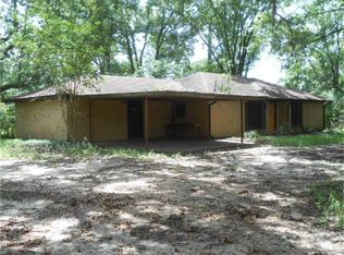 68 Ryans Ferry Rd, Huntsville, TX 77320