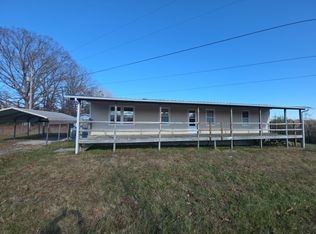 7247 Nashville Hwy, Baxter, TN 38544