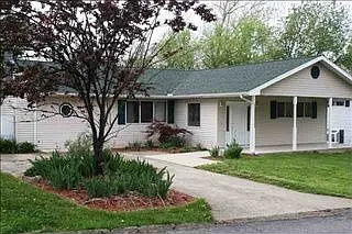 13 Seminole Rd photo 1