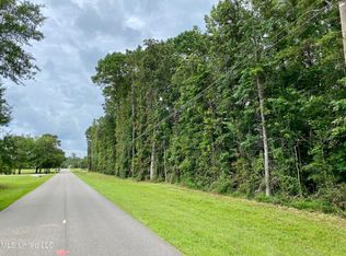 20 Timberlane Dr, Picayune, MS 39466