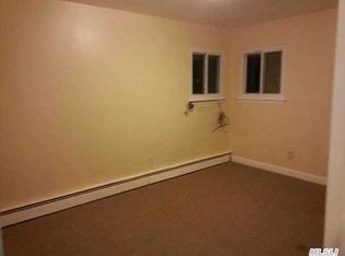 24943 Mayda Rd, Rosedale, NY 11422