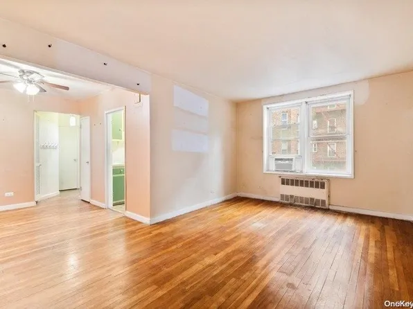 33-24 91st Street #2R, Jackson Heights, NY 11372