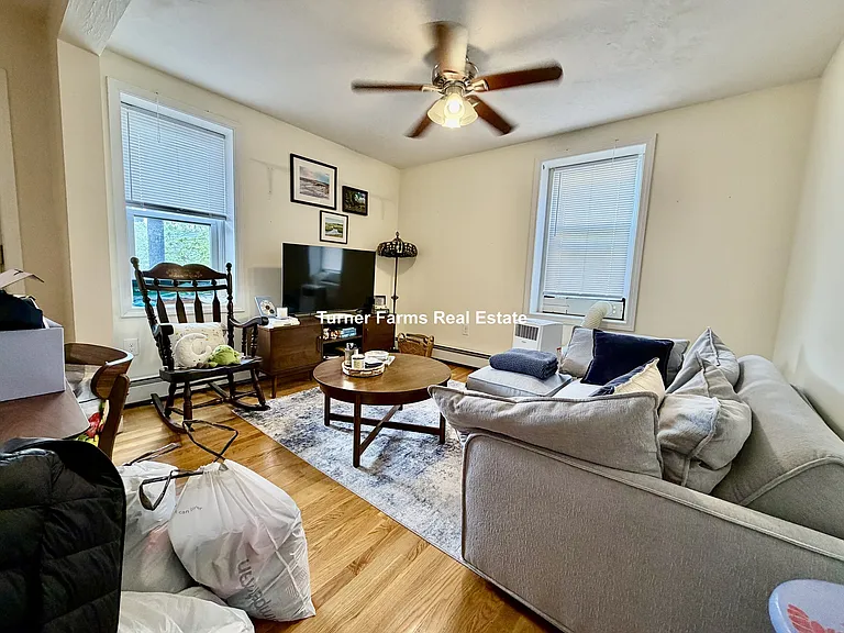 1056 Cambridge St #3F — Photo 5