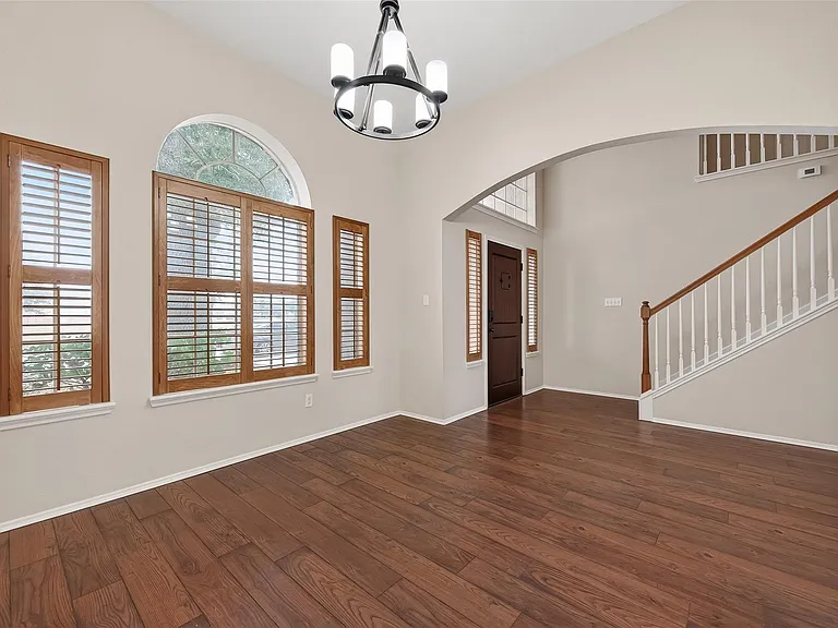 23035 Canal Rd — Photo 16