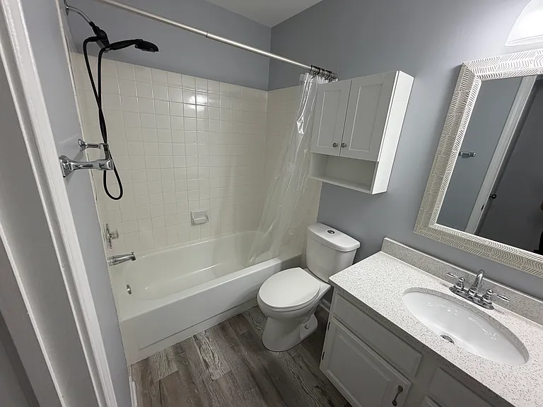 1702 Coach Dr — Photo 27