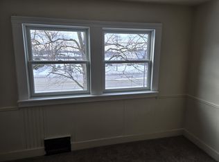 1612 Baldwin St, Jenison, MI 49428