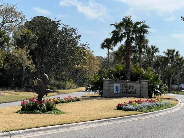 702 Pompano Rd, Saint Helena Island, SC 29920