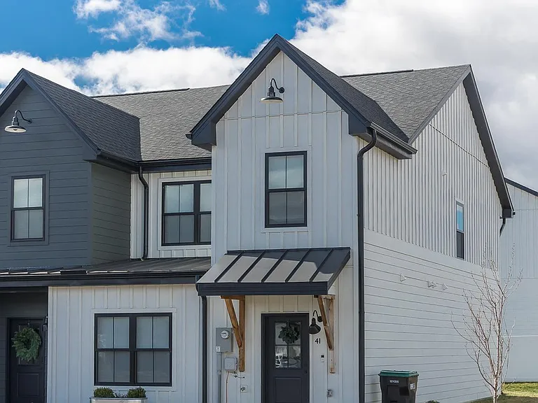 41 Field Ct — Photo 2