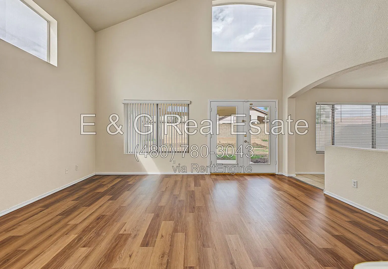 3 bed, 2.5 bath, 1521 sqft, $1,795 — Photo 2