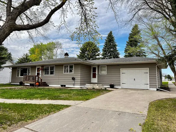 670 E 5th St, Corsica, SD 57328