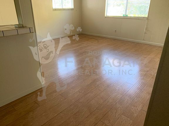 4th image of 1197 E Alexander Ave