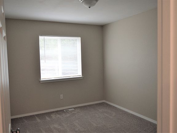 2nd image of 21736 183rd Ave SE