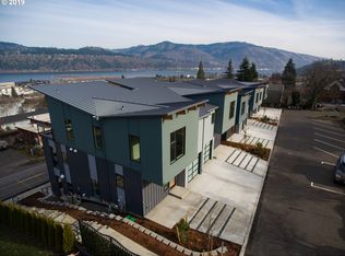 703 Oak St, Hood River, OR 97031
