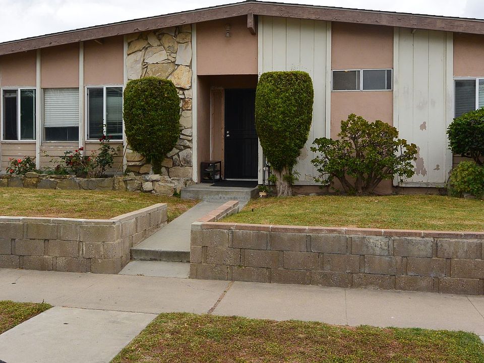 1st image of 6062 Lime Ave APT C