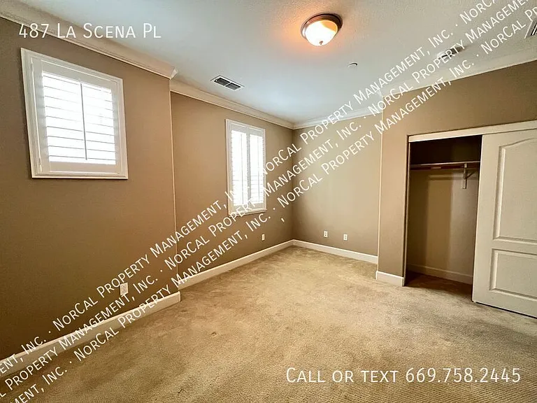 487 La Scena Pl — Photo 12