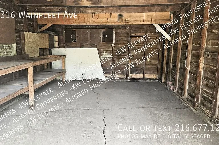 13316 Wainfleet Ave — Photo 20