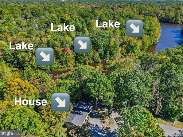 285 Red Cloud Rd, Lusby, MD 20657