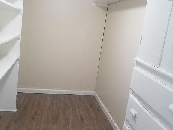walk-in pantry