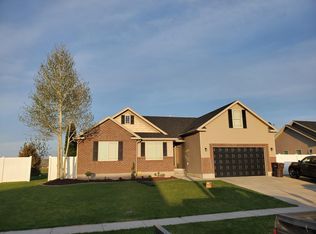 753 S Belle Arbor Dr, Idaho Falls, ID 83406