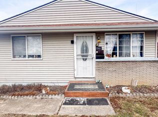 1146 Lawrence Dr, Columbus, OH