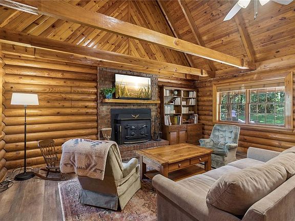 17th image of this home