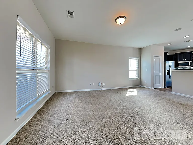 539 Branch Wood Dr — Photo 2