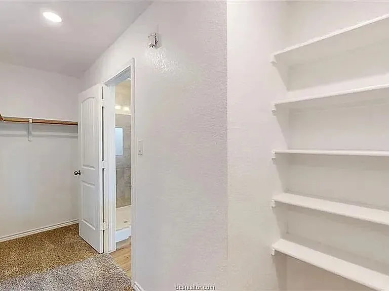 5219 Montague Loop — Photo 11