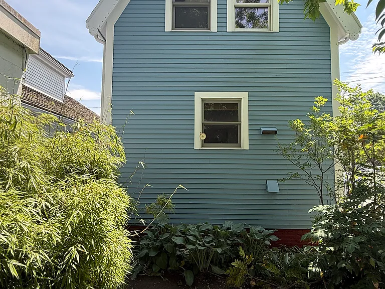 90 Belknap St — Photo 23