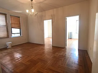 Rented by Sterea Agency