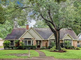 9527 Moorberry Ln, Houston, TX 77080