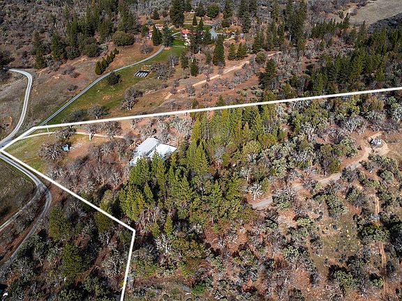 5th image of 10376 Sterling Creek Rd