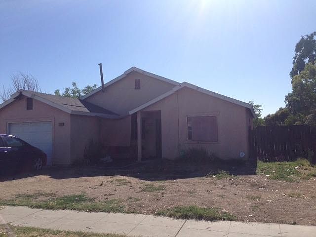 1st image of 2742 N Hughes Ave