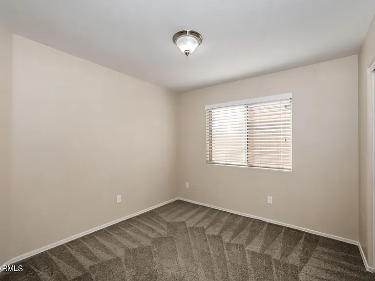 5203 W Buffalo St — Photo 19