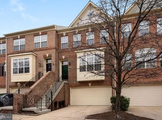 4640 Lambert Dr, Alexandria, VA 22311