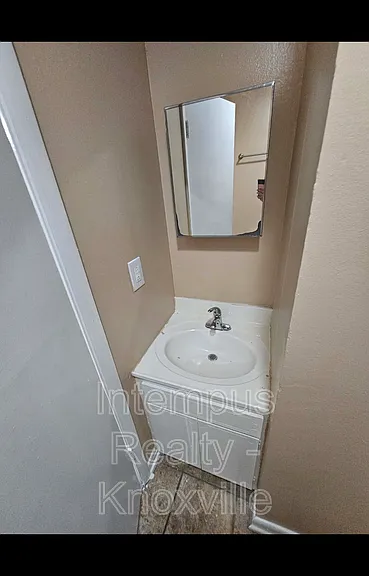 328 Dahlia Dr — Photo 10