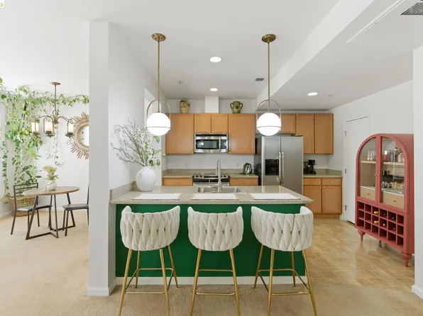 88 E 6th St Unit 313, Pittsburg, CA 94565