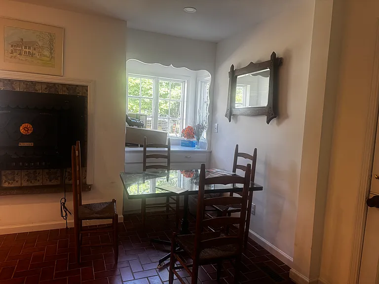 118 Brooklawn Ave #3 — Photo 2