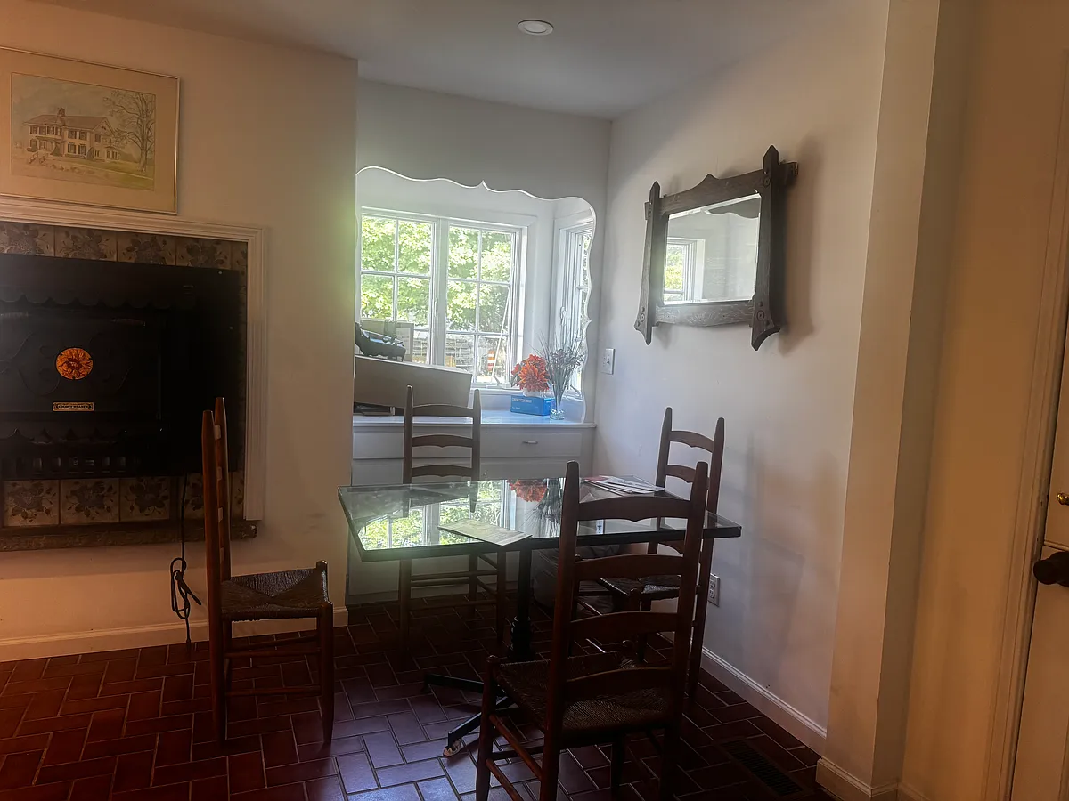 Building Photo - 118 Brooklawn Ave #3