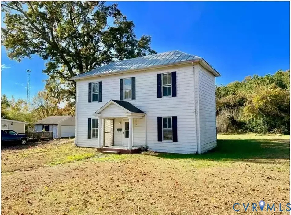 3 bed, 2.0 bath, 2039 sqft, $1,000 — Photo 3