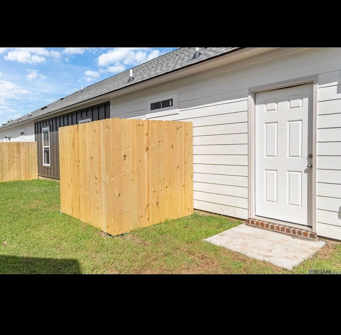 3 bed, 2.0 bath, 1398 sqft, $1,685 — Photo 2
