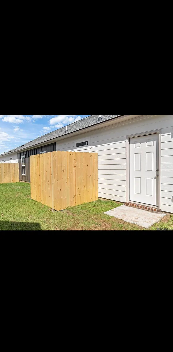 Building Photo - 6918 Goya Ave #1