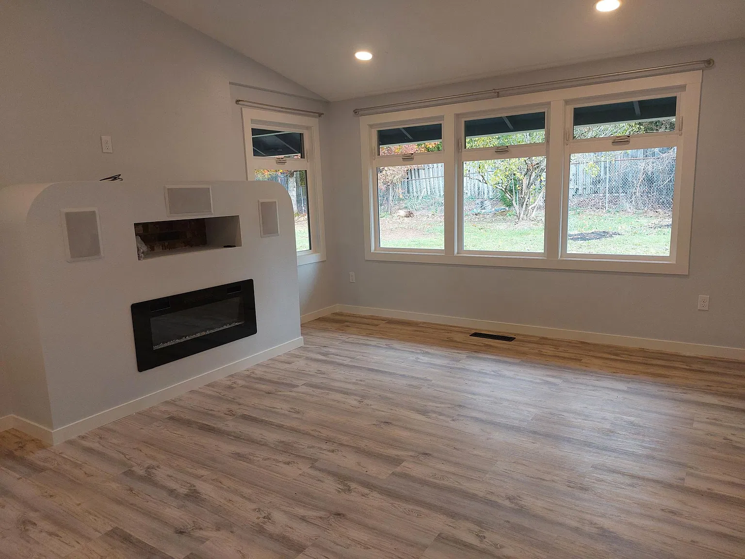 3 bed, 1461 sqft, $2,650 — Photo 4