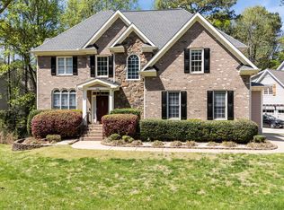8401 Chelridge Dr, Wake Forest, NC 27587