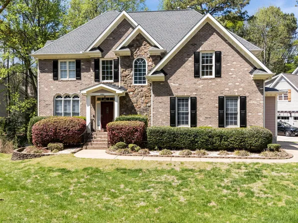 8401 Chelridge Dr, Wake Forest, NC 27587