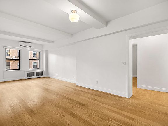 5th image of 12 E 86th St #710
