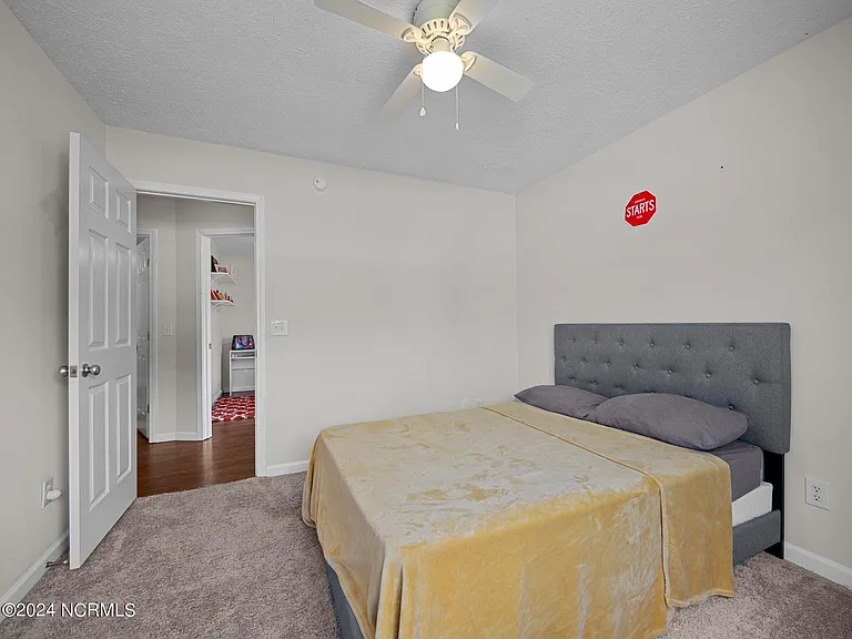 204 Jasmine Ln — Photo 46