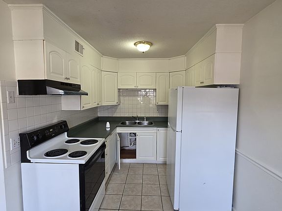 5th image of 2340 E Bay Meadows Ct