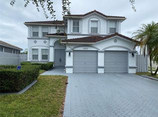 15373 SW 12th Ter, Miami, FL 33194